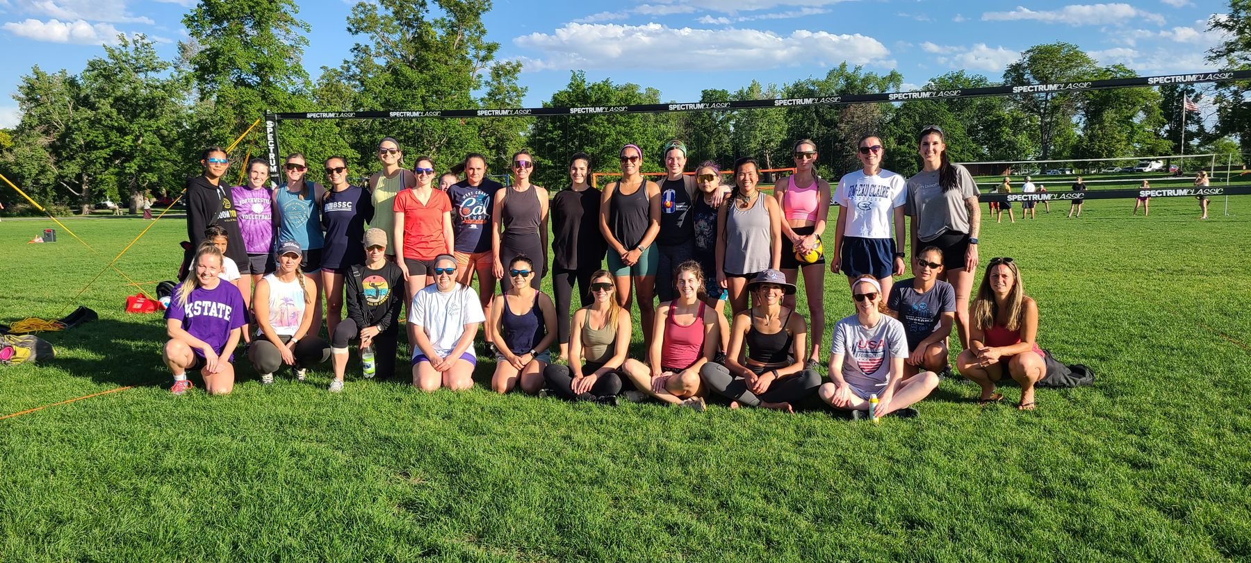 Boomtown women’s grass volleyball group at the Spectrum Classic